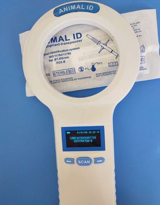 Handheld RFID Microchip Reader with ISO11784/5 FDX-B Standard 1000 Data Storage and 3 AA Battery Power